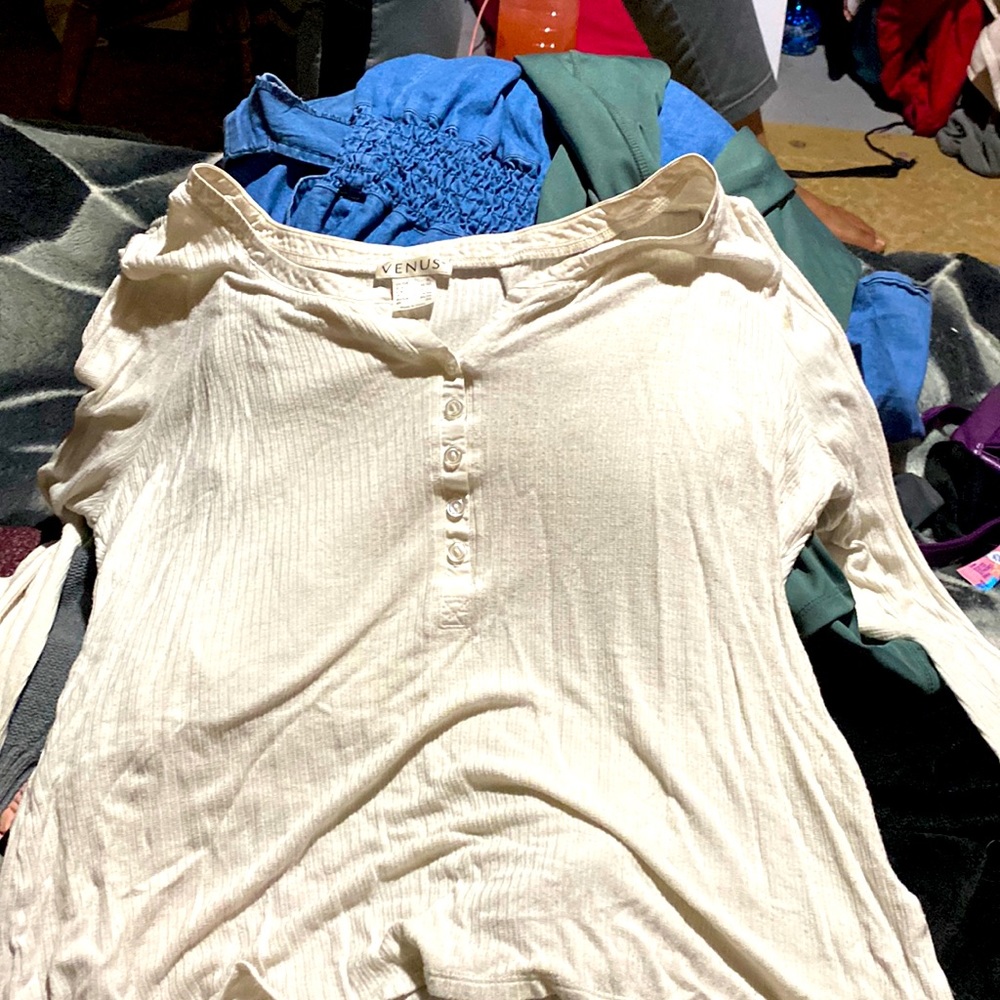 White plain blouse